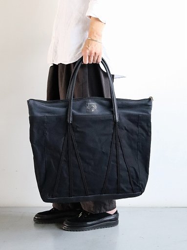 POSTALCO Travel Bag BW / Black