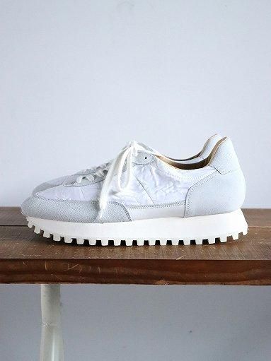 NOVESTA / MARATHON WHITE | THE LIBRARY（ザ ライブラリー