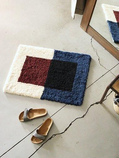 loomer Tufting Art Rug Small / BLUE