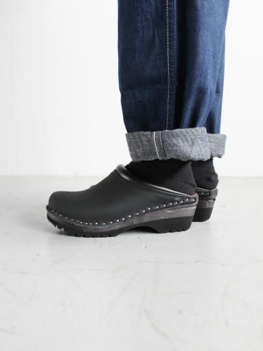 TROENTORP サボ (Monet / Nubuck Black)