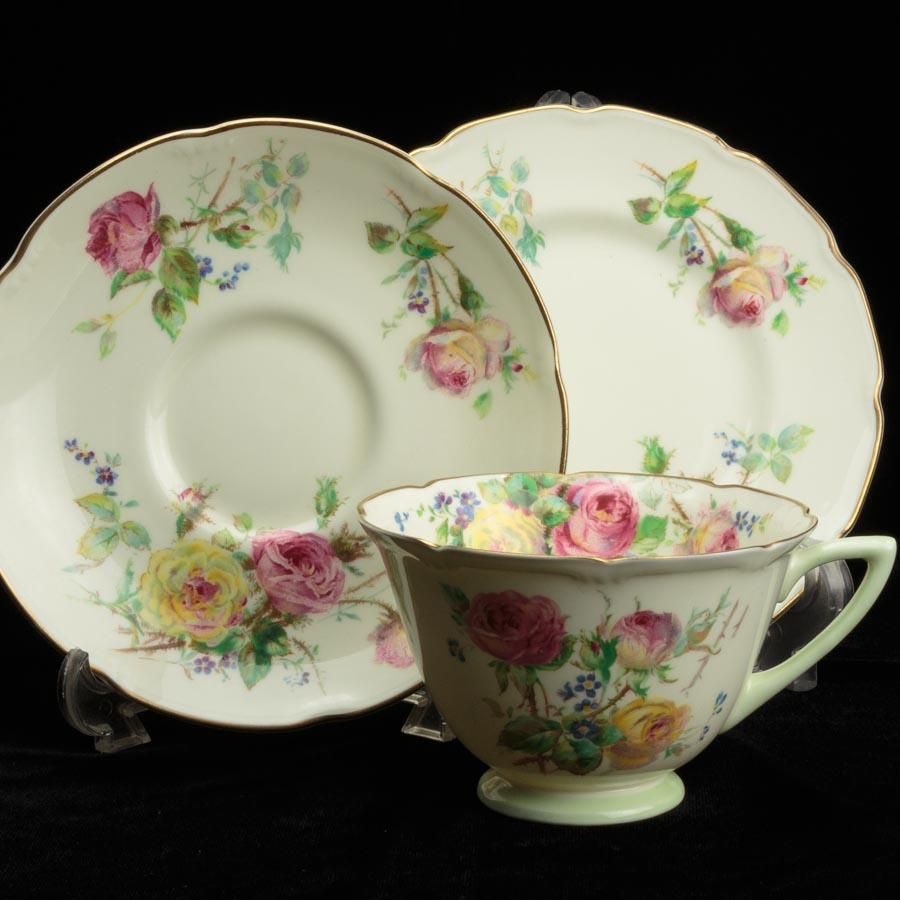 ロイヤルドルトン Royal Doulton モス・ローズ Moss Rose ティートリオ 