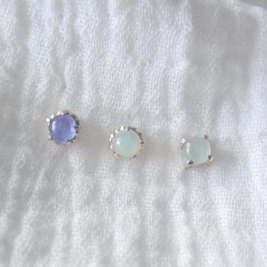 Stone stud earrings-SilverMedium-