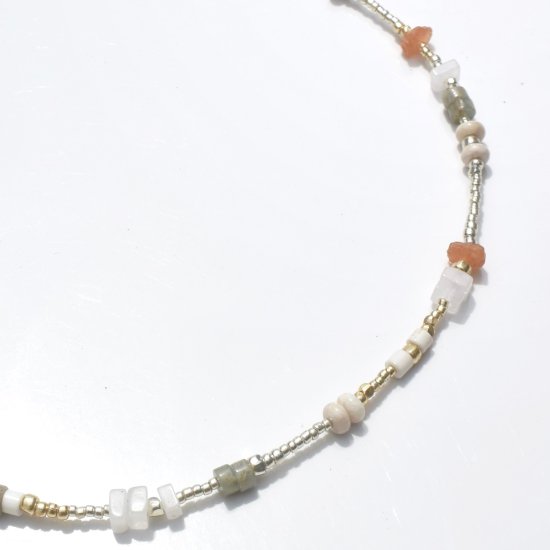 <img class='new_mark_img1' src='https://img.shop-pro.jp/img/new/icons14.gif' style='border:none;display:inline;margin:0px;padding:0px;width:auto;' />〈 Natural Beads Necklace〉26