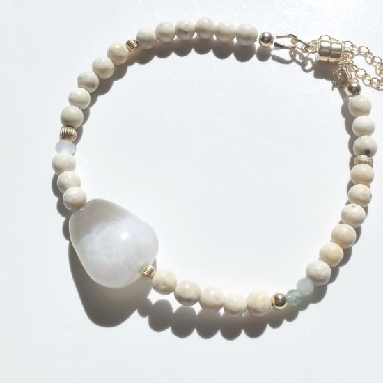 <img class='new_mark_img1' src='https://img.shop-pro.jp/img/new/icons14.gif' style='border:none;display:inline;margin:0px;padding:0px;width:auto;' />〈Magnet stone bracelet〉Agate-4-