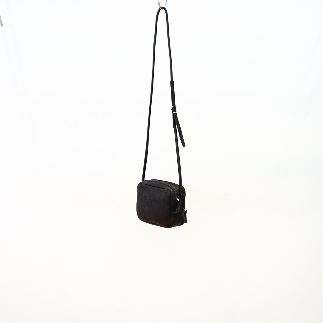 Aeta () SQUARE SHOULDER(DA108)/Black