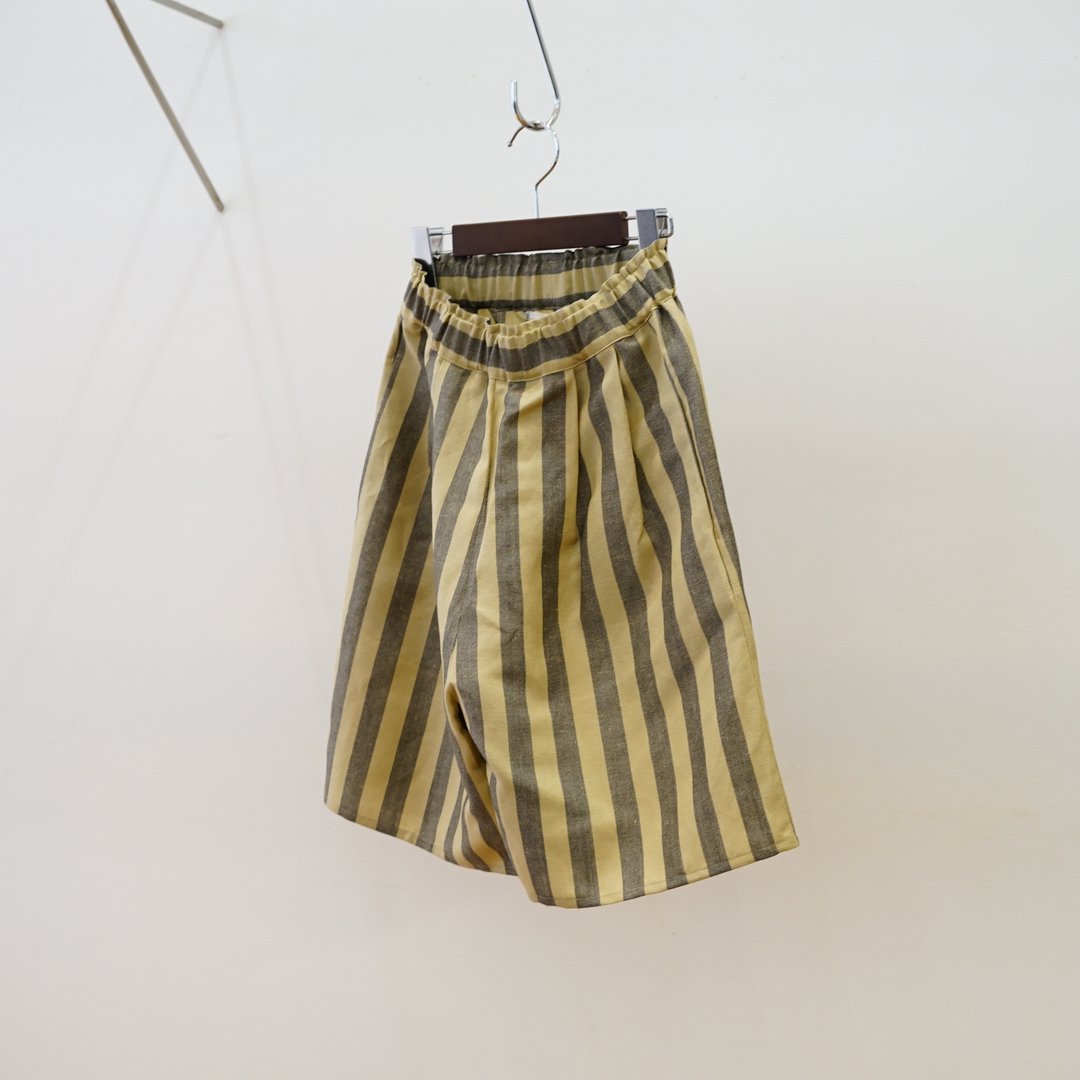 ELEPH ()Lucy Shorts (EL.C5.01.10.01)/SandBlack Stripes