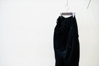 Graphpaper(グラフペーパー)Suvin CorduroyTaperd Trousers(GM213-40073)/Black