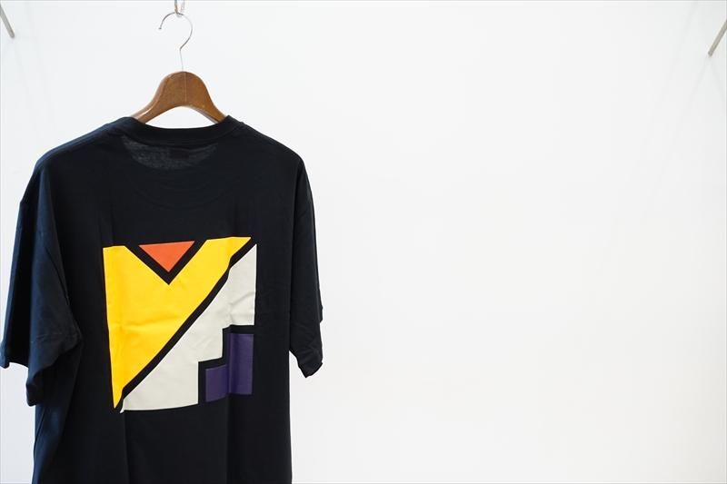 MAISON EUREKA(メゾンエウレカ)ME LOGO BACK PRINT T/White/Black