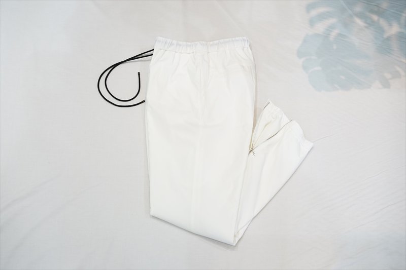 AURALEE(オーラリー)Terry Lined Light Nylon Easy Pants/White