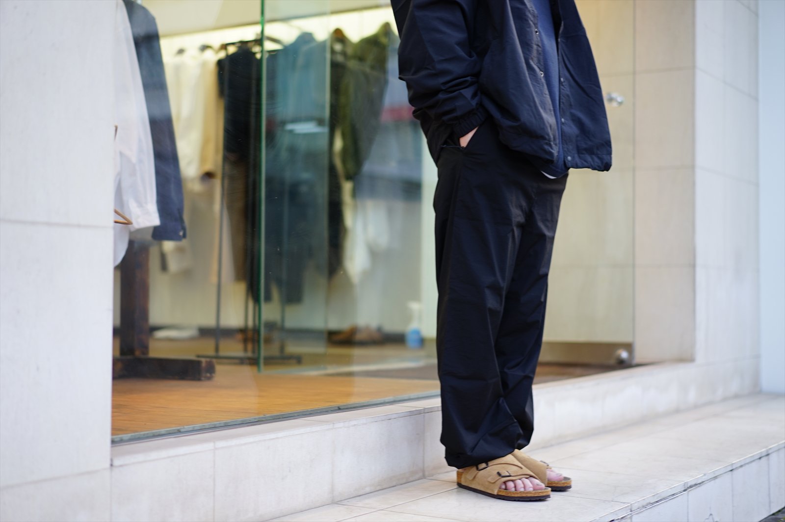 I(アイ)Ultra Light Track Pants(221-20501)/Black