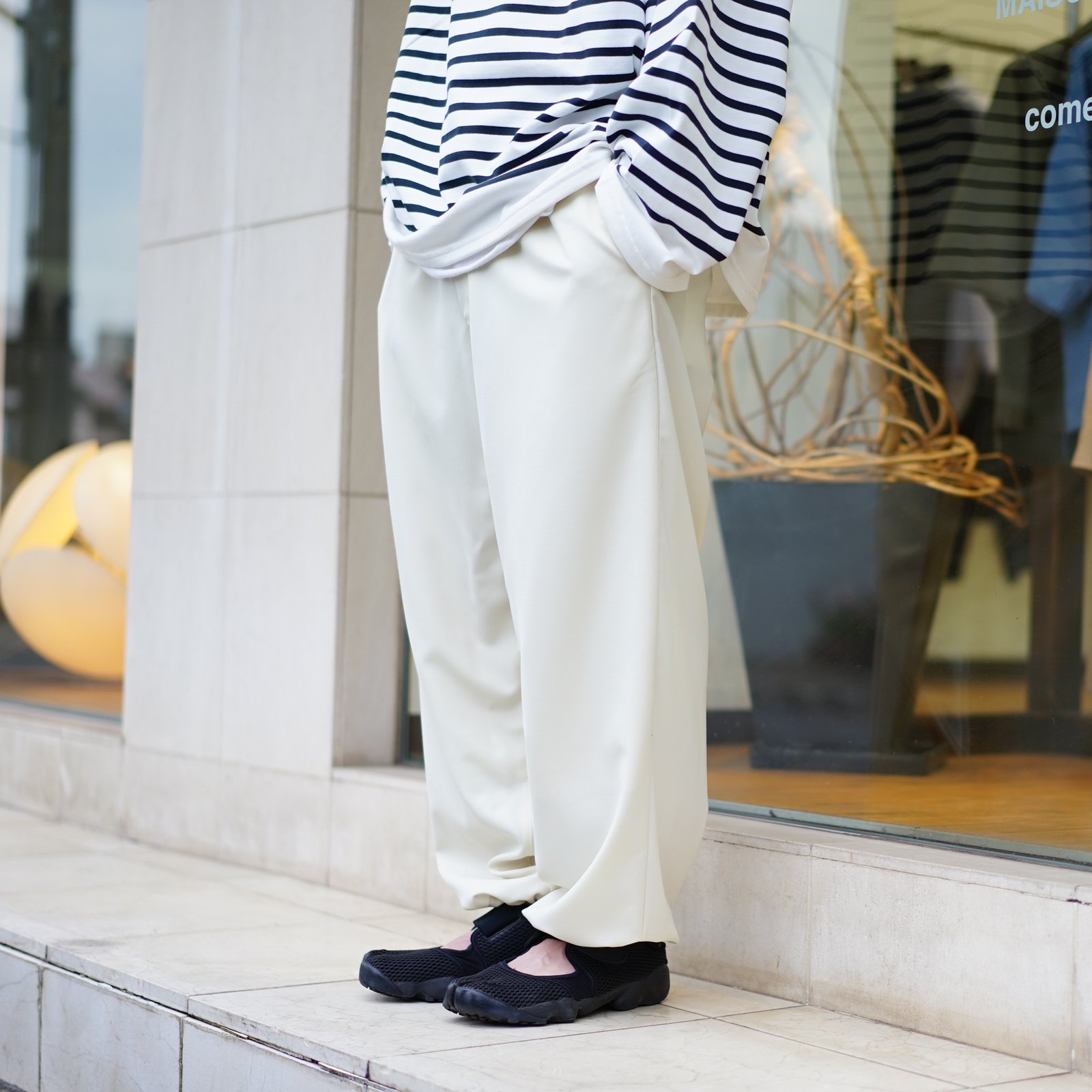 Graphpaper(グラフペーパー)Wool SergeTrack Pants(GU223-40178)/Bone