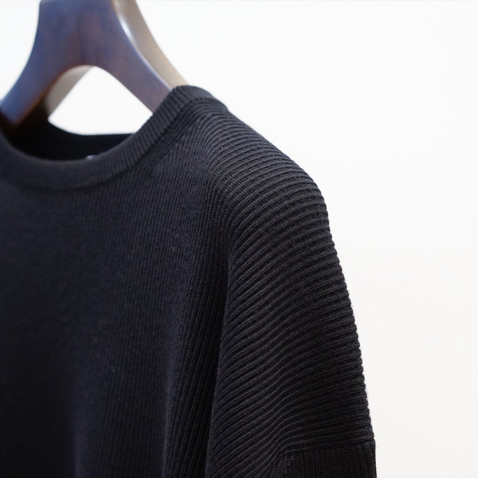 Graphpaper(グラフペーパー)High Density Crew Neck Knit(GU223-80128B