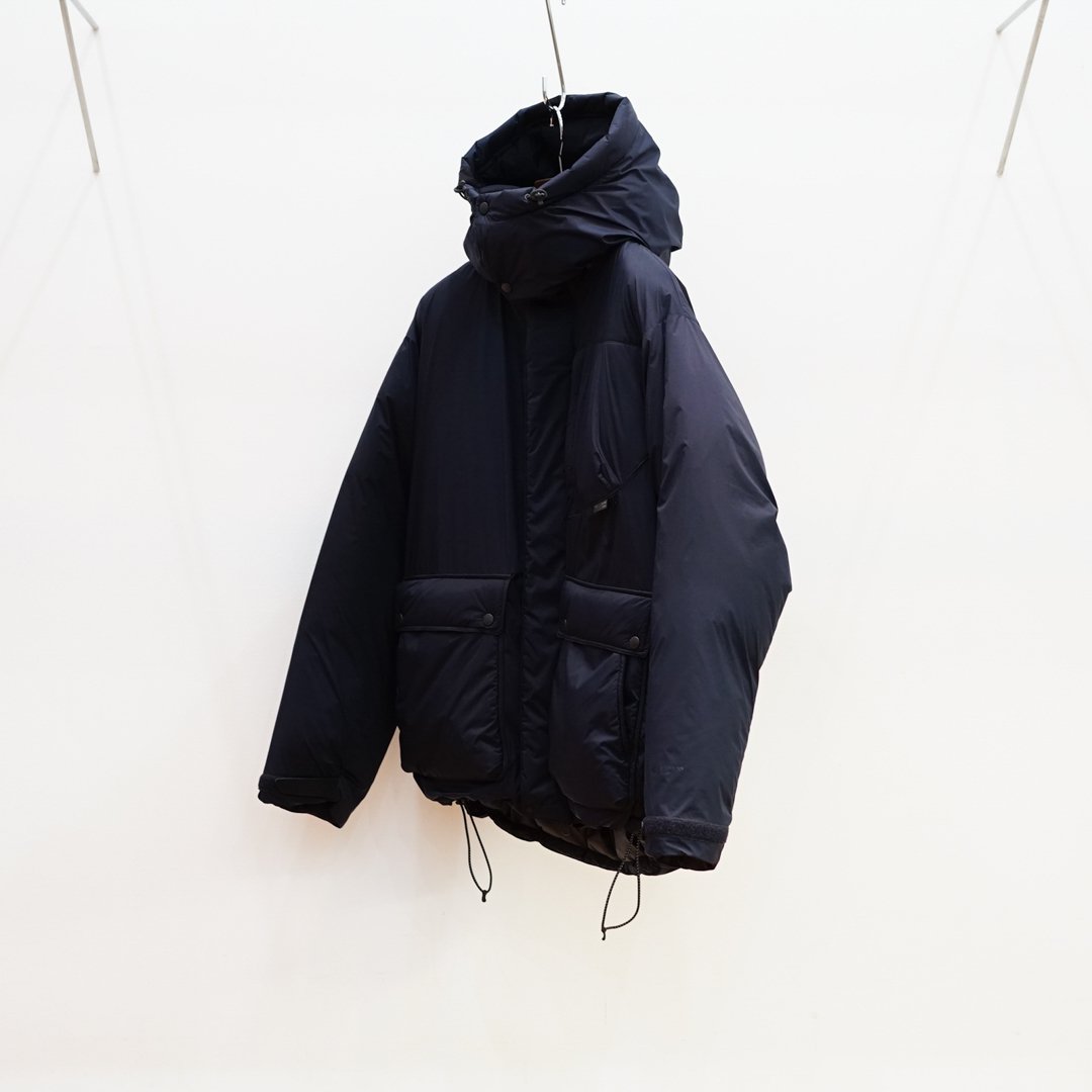 UNIVERSAL PRODUCTS(ユニバーサルプロダクツ)ALLIED FEATHER + DOWN UL BULKY DOWN JACKET(223-60402)/Black