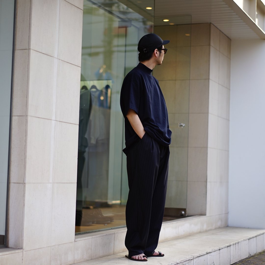 Graphpaper(グラフペーパー)S/S Mock Neck Tee(GU222-70015B)/White/Navy