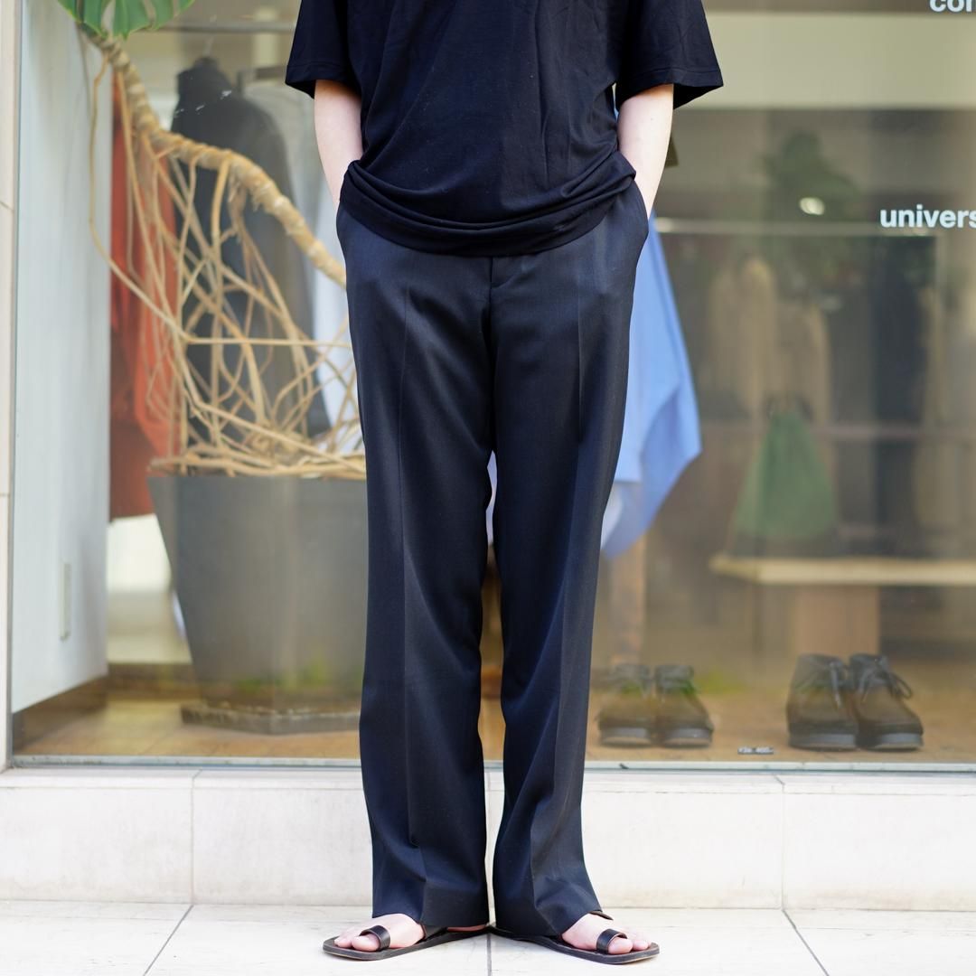 comoliコモリAURALEE LIGHT WOOL MAX GABARDINE SLACKS - スラックス