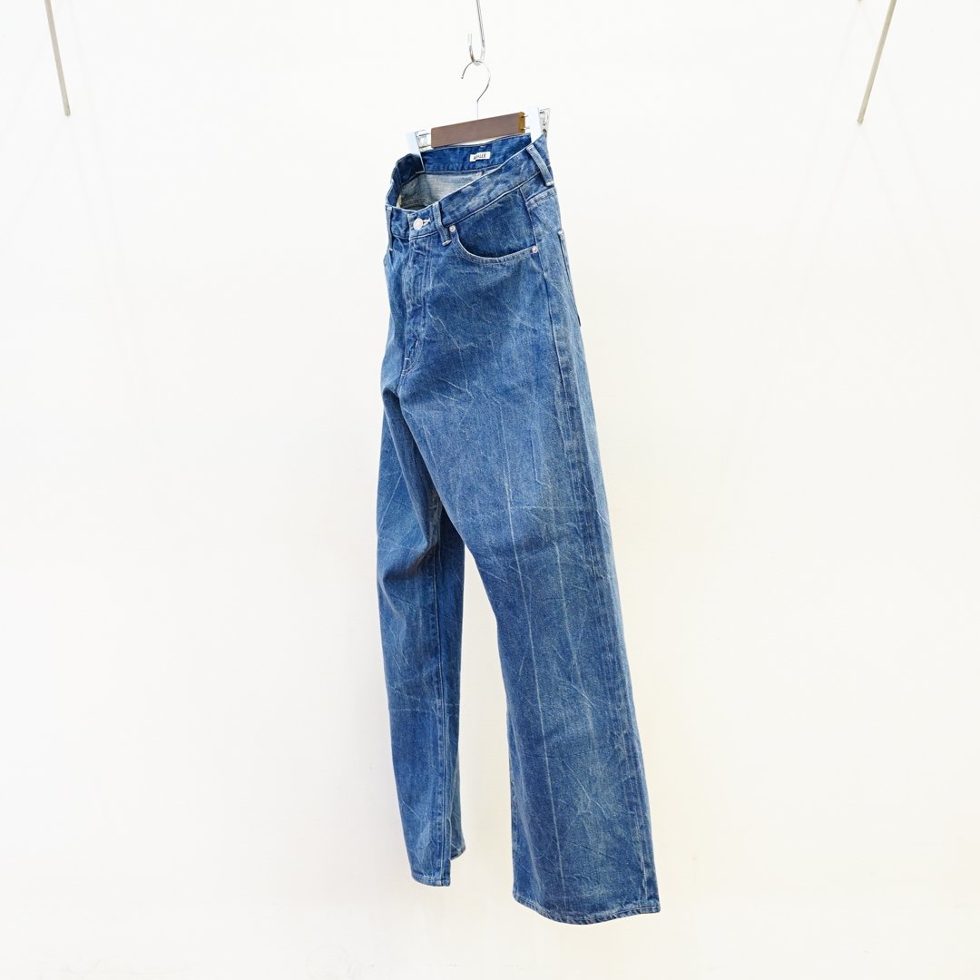 AURALEE for women(オーラリーウィメンズ)Selvedge Faded Light Denim