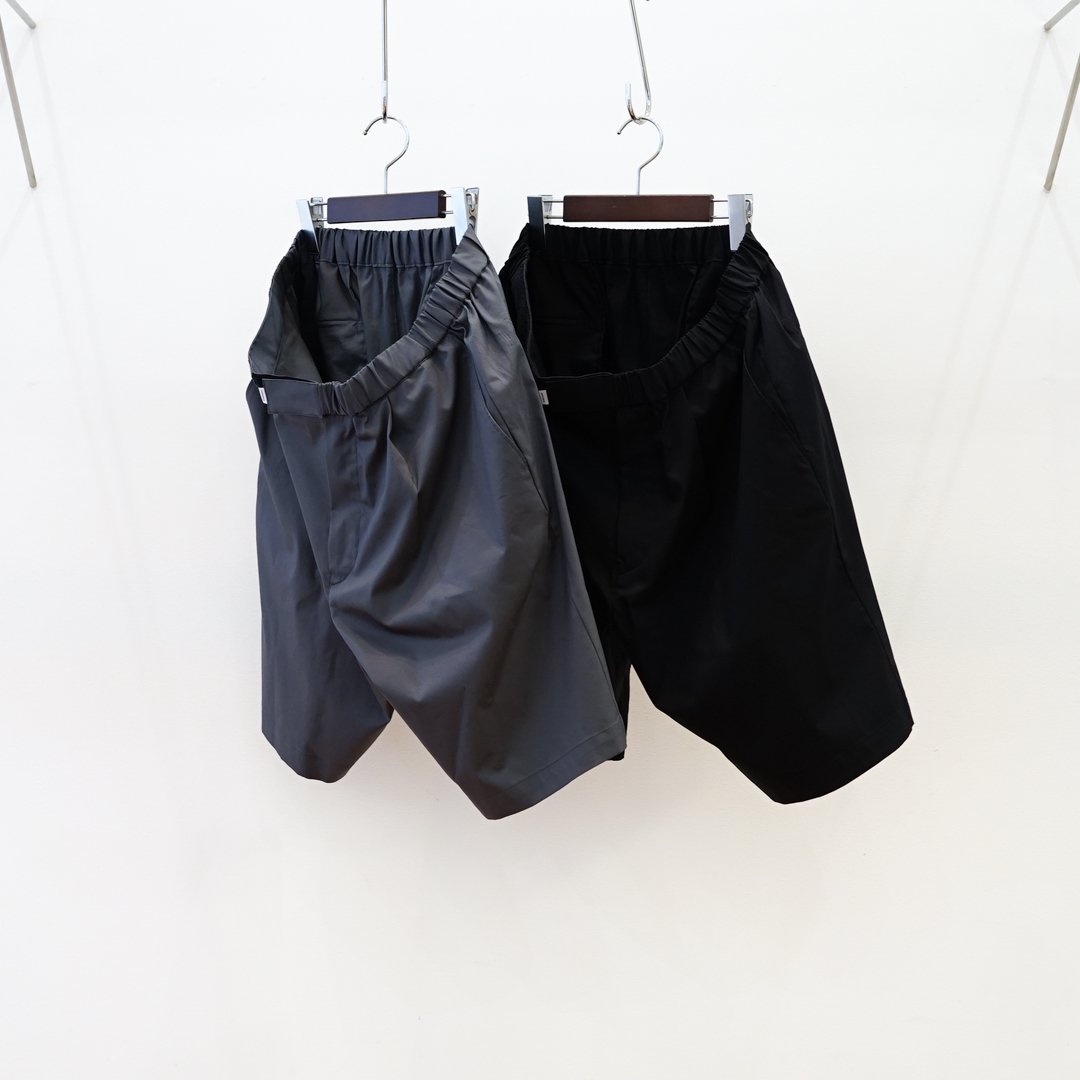 Graphpaper(グラフペーパー)Solotex Twill Wide Chef Shorts(GM232-40059B)