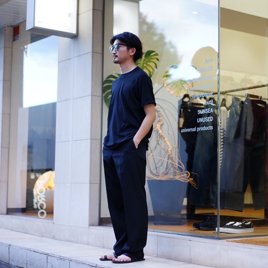 AURALEE(オーラリー)Light Wool Max Gabardine Slacks(A23AP02MG)/Top