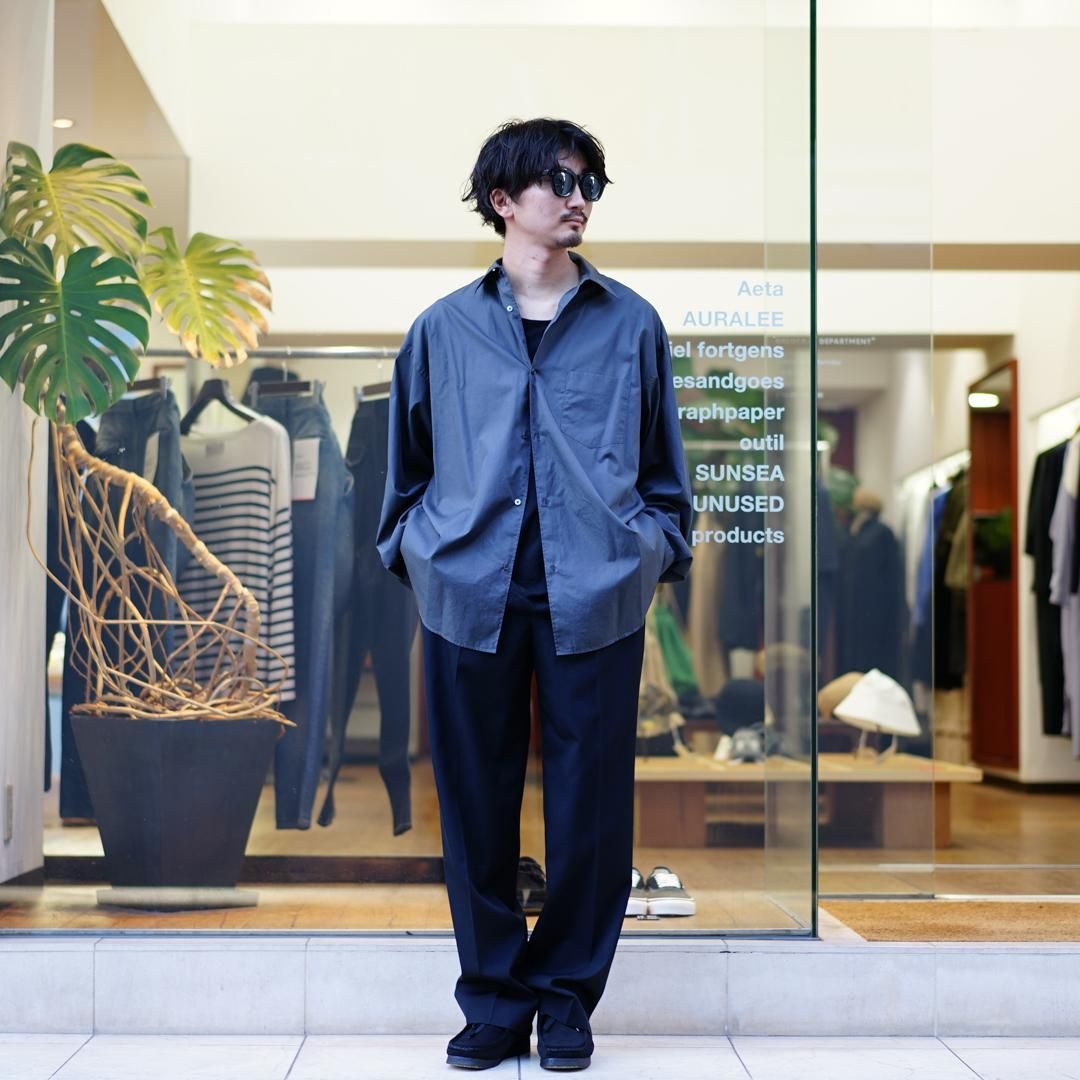 AURALEE(オーラリー)Light Wool Max Gabardine Two-Tuck Slacks