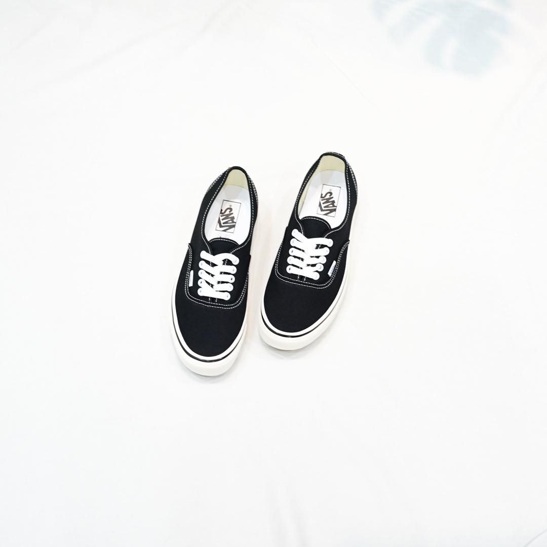 VANS ヴァンズ AUTHENTIC 44DX ブラック×ブラック 26.5 VANS / ヴァンズ AUTHENTIC 44DX - 国内厳選ブランド