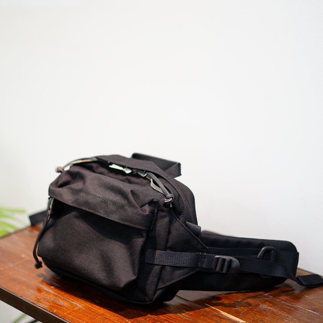 Aeta(アエタ)Waist Bag S(NY11)/Black