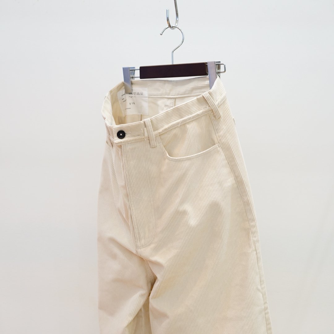 camiel fortgens(カミエルフォートヘンス)Tourist Jeans Corduroy/Off White