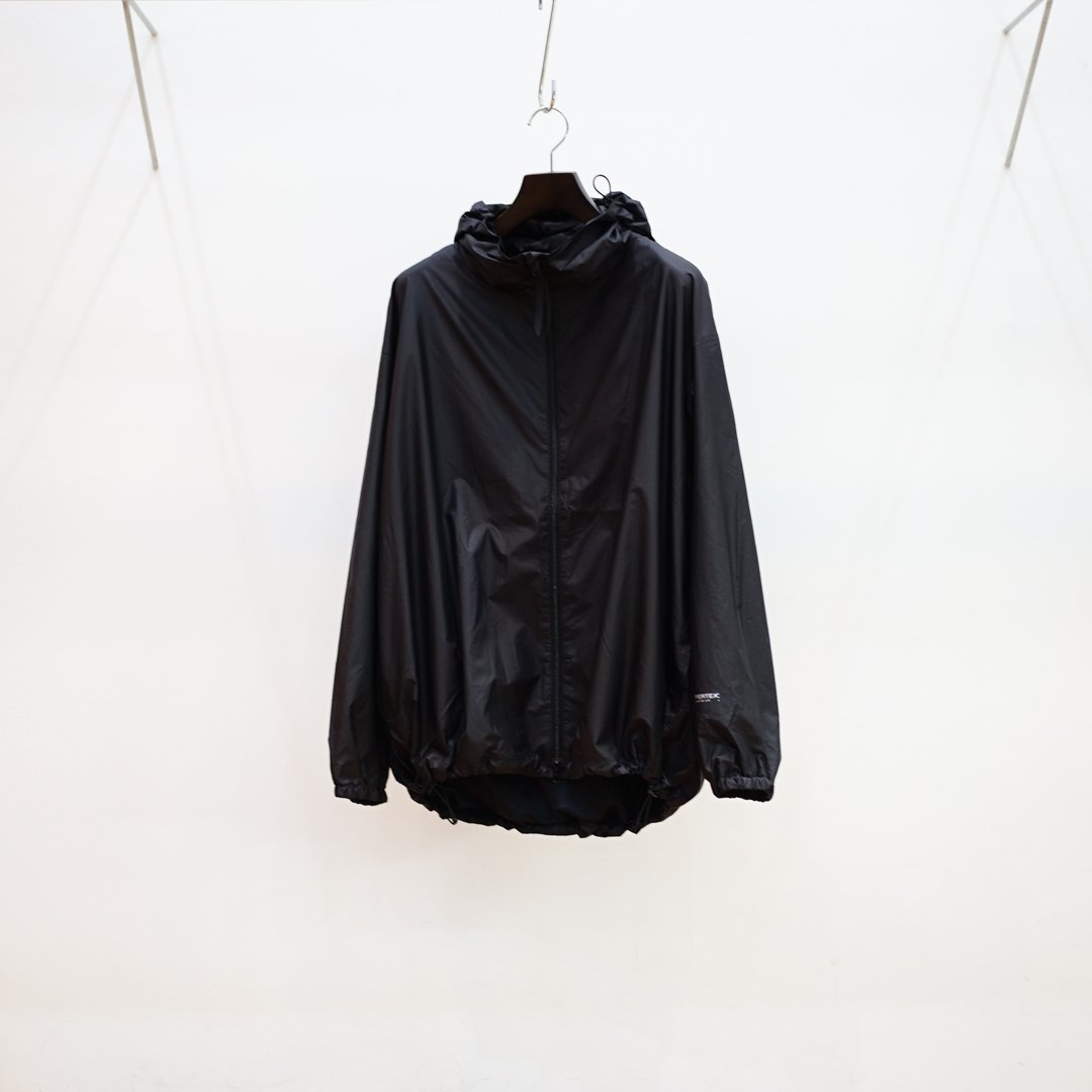 Graphpaper(グラフペーパー)PERTEX Quantum Air Ripstop Hooded Jacket
(GM241-30055)/Black