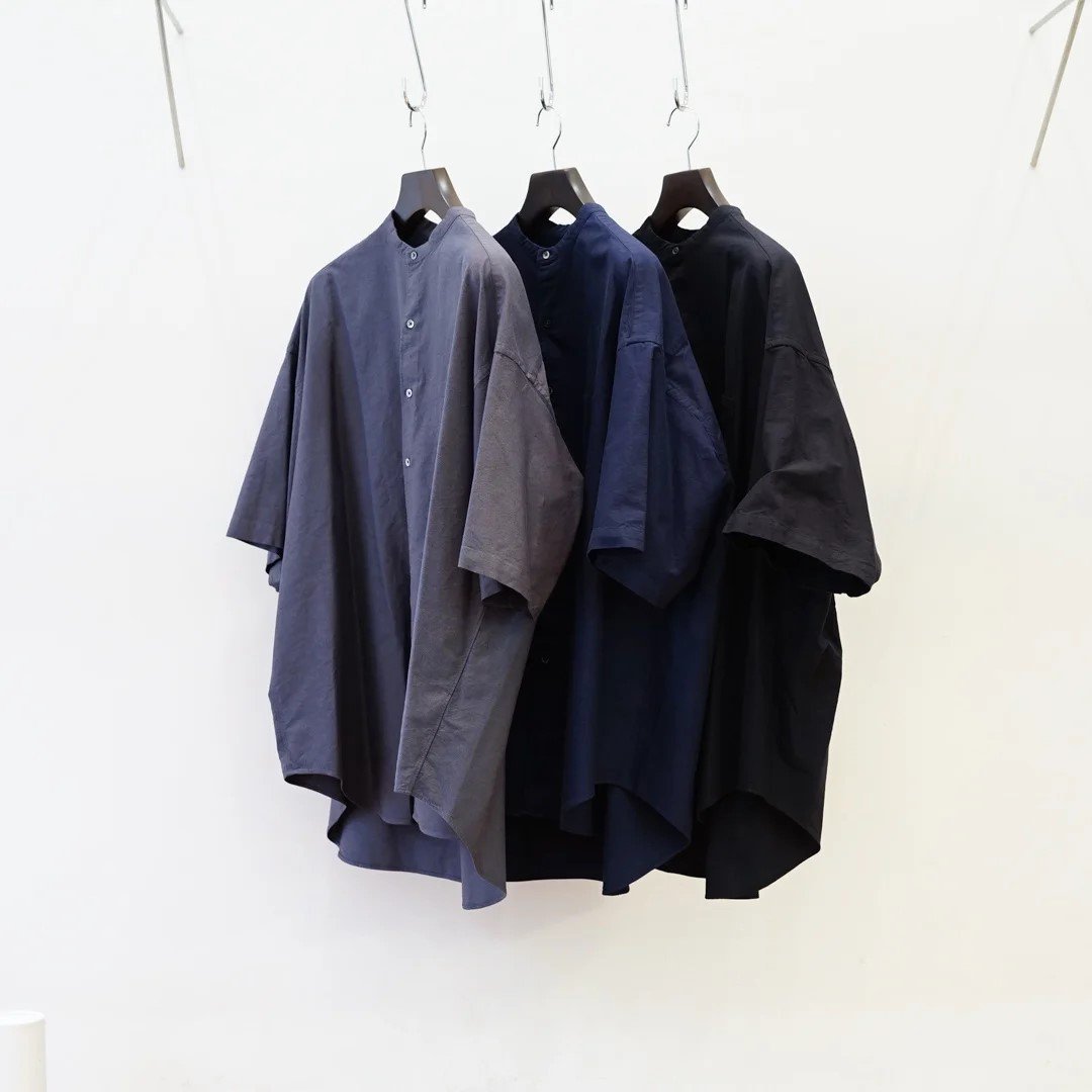 Graphpaper (եڡѡ)Oxford S/S Oversized Band Collar Shirt (GM242-50022B)
/Gray/Navy/Black