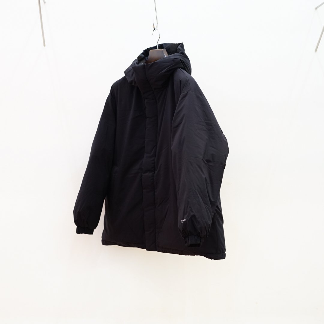 Graphpaper (グラフペーパー)PERTEX Shield Riversible Hooded Down  (GM243-20158B)/Black