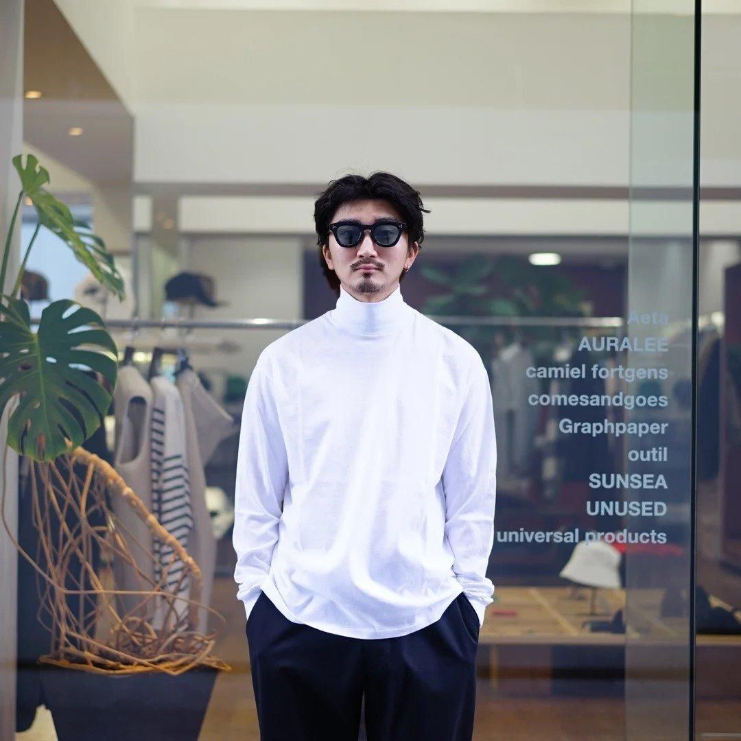 Auralee Seamless Hi Neck L/S Tee Black | Cultizm