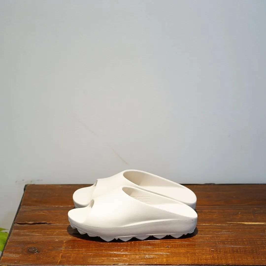 PPACO/パコ LUX-2(Air Studded Sole)/Off White