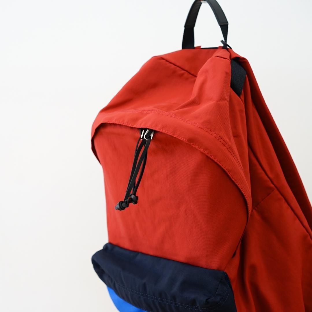 AURALEE バックパック AURALEE Offers Up Understated Simplicity for Spring/Summer