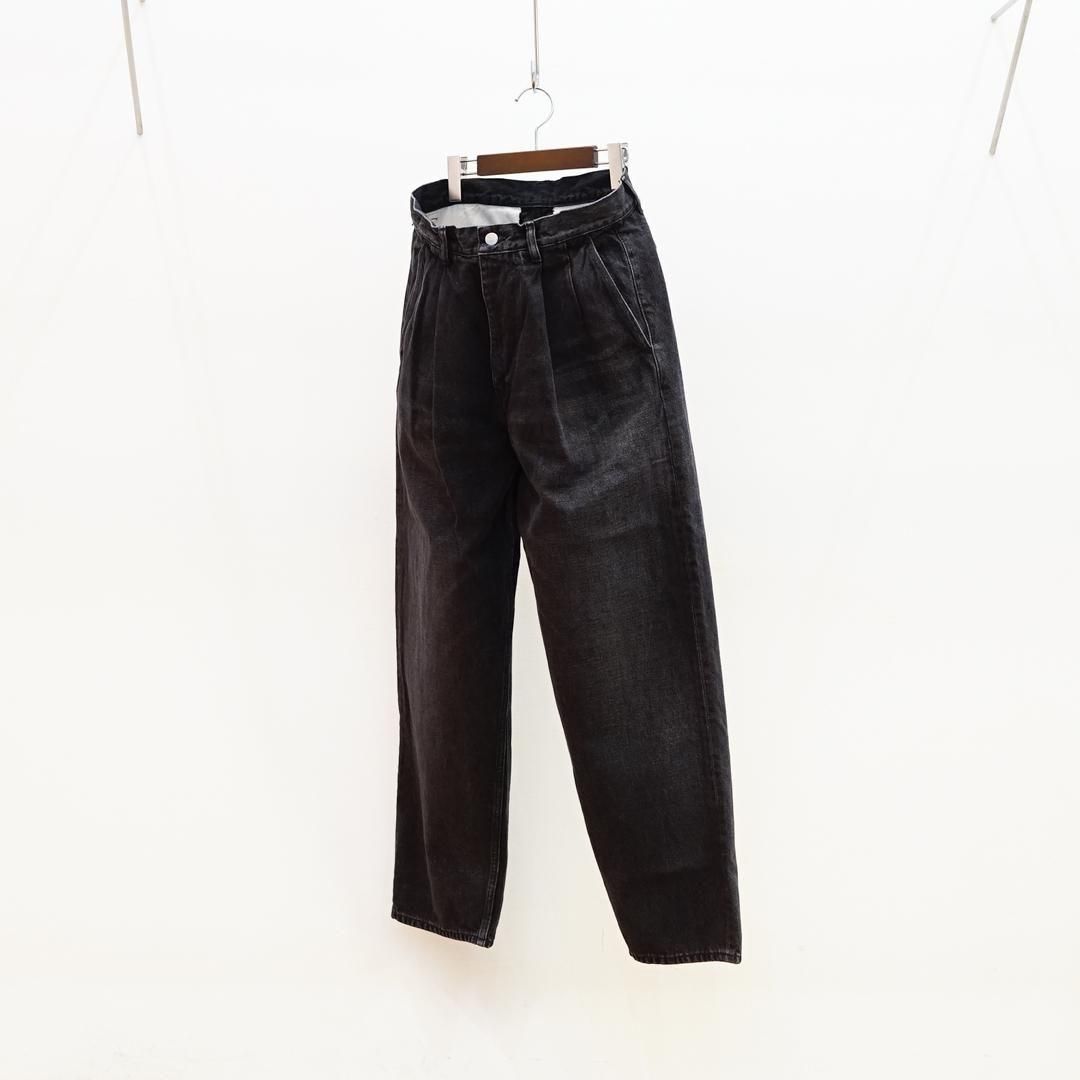 Graphpaper (グラフペーパー) Selvage Denim Two Tuck Tapered