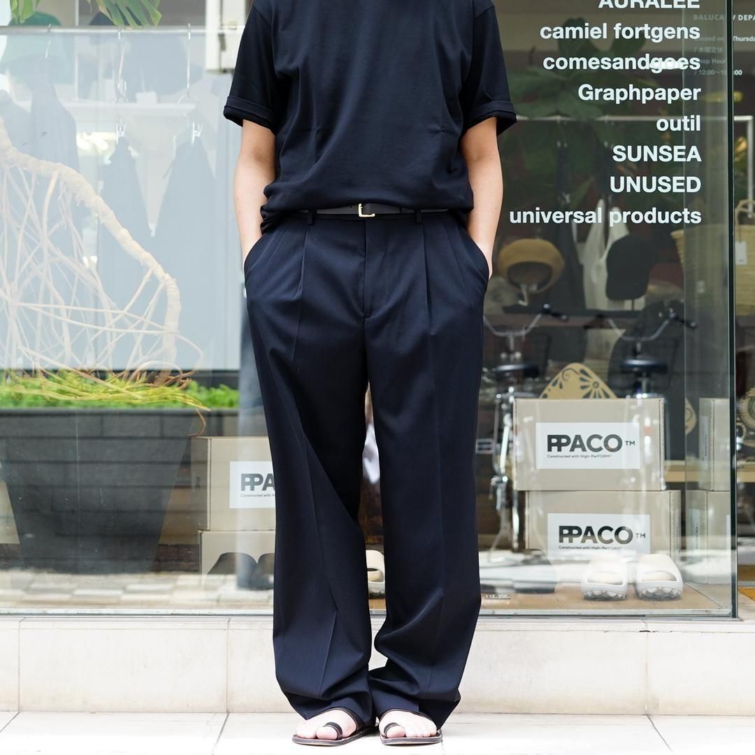 AURALEE (オーラリー) Light Wool Max Gabardine Two-Tuck Slacks AURALEE (オーラリー) Light Wool Max Gabardine Two-Tuck Slacks