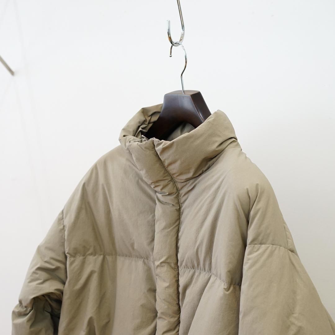 Graphpaper (グラフペーパー) Garment Dyed Down Jacket/Grege