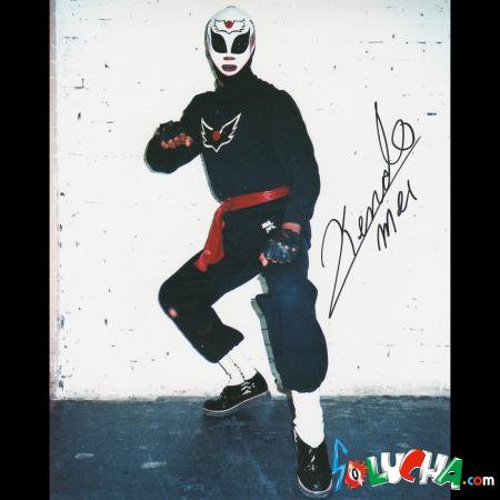 SOLUCHA.com / Kendo Autographed Photo / ケンドー サイン入ブロマイド