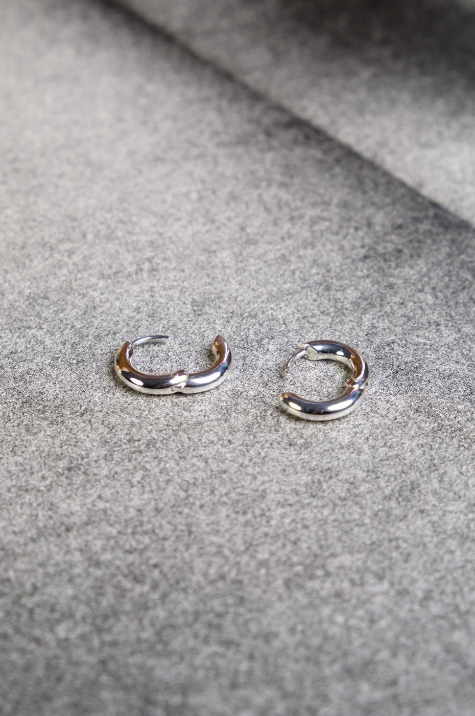 R.ALAGAN TINY TINY HOOPS シルバー R.ALAGAN/TINY THIN HOOPS(SILVER)