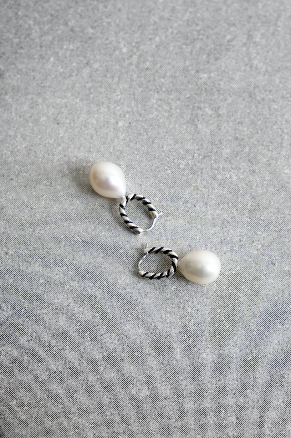 SALE！【片耳】ララガンSTRIPE PEARL EARRINGS-