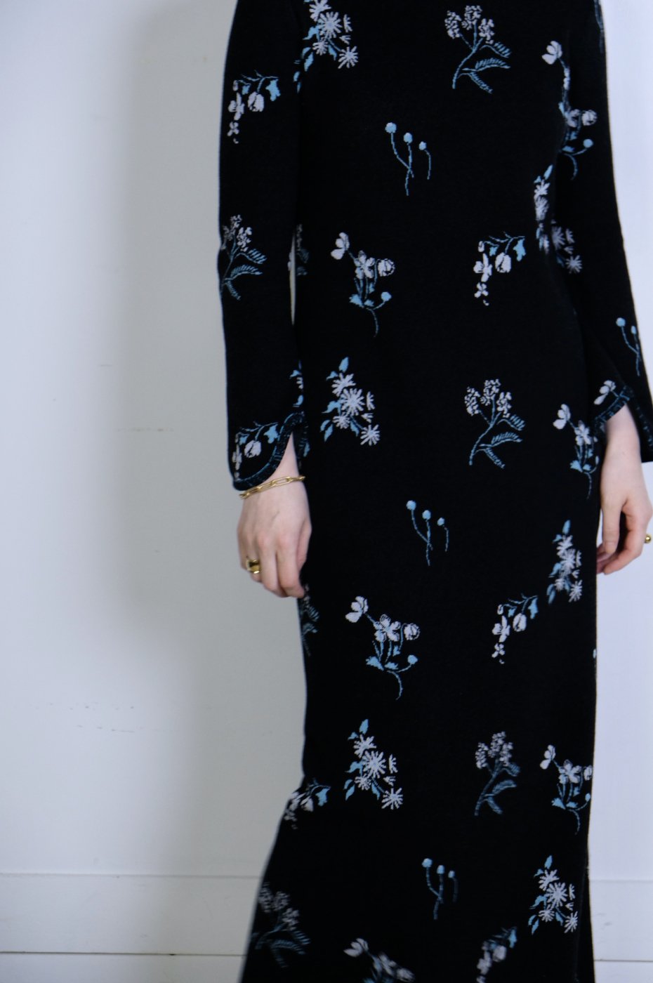 マメクロゴウチ Floral Jacquard Knitted Dress smk-koperasi.sch.id