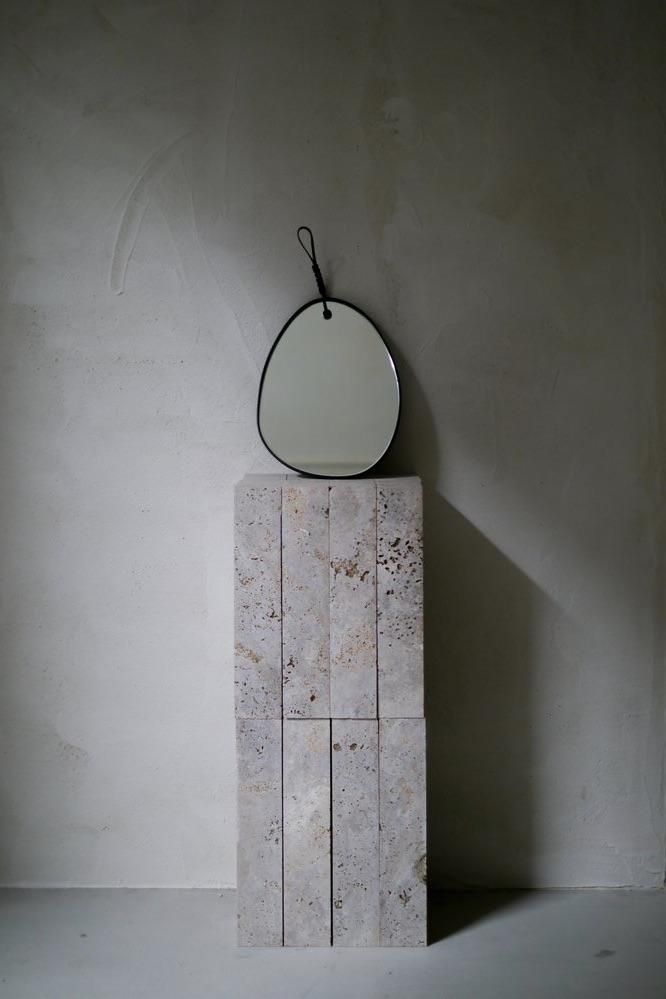 <img class='new_mark_img1' src='https://img.shop-pro.jp/img/new/icons56.gif' style='border:none;display:inline;margin:0px;padding:0px;width:auto;' />KAMAROA'N ޥ-WOVEN PEBBLE MIRROR 26-ALL BLACK