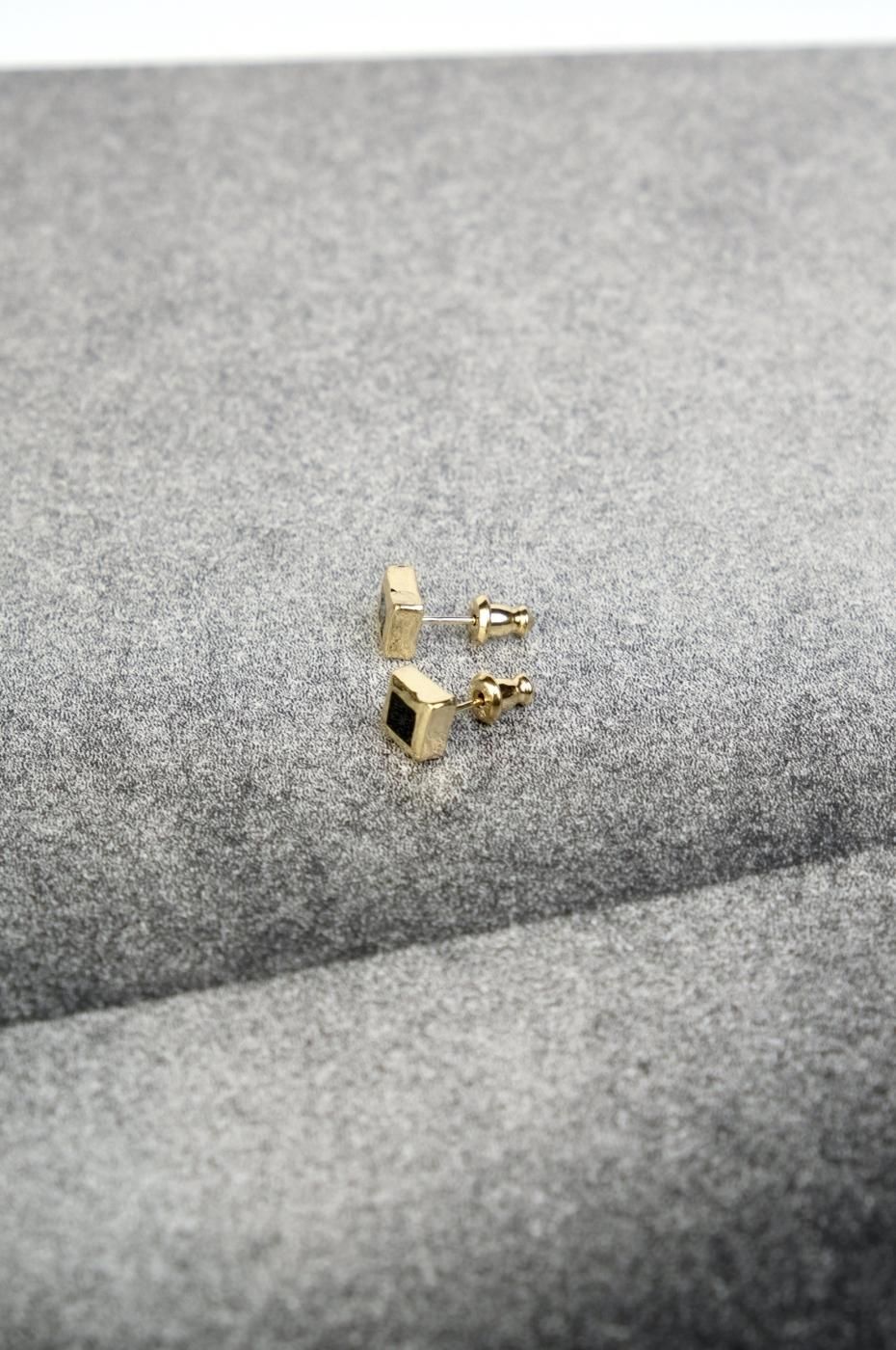 ララガン　R.ALAGAN / Tiny Stone Studs タイニーピアス R.ALAGAN ララガン-TINY STONE STUDS-LAPISLAZULI - LOCALERS