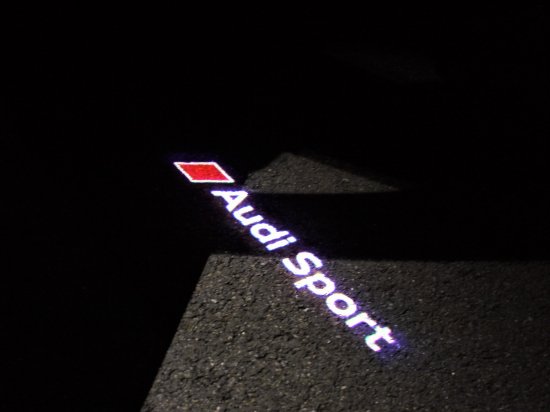 【値下げ】Audi Sport ロゴ　LEDカーテシライト