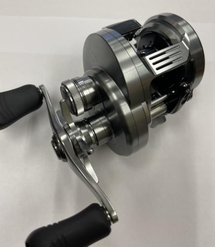 シマノ 20カルカッタコンクエストDC 200(4.8) 右 美品中古「HXRチューン」