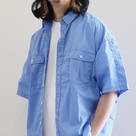 【upperhights】LightBlue コットンデザインshirt