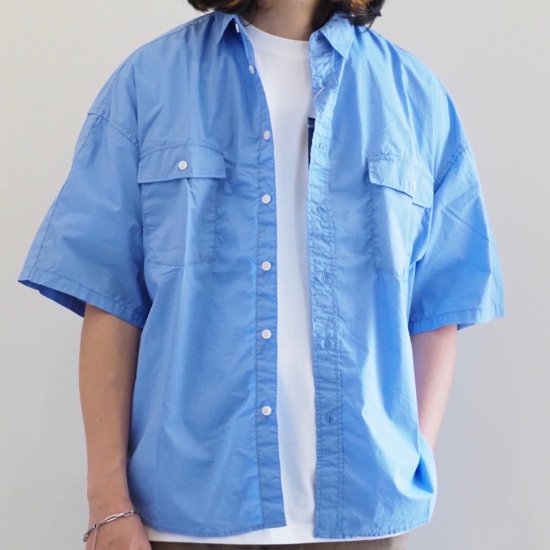【upperhights】LightBlue コットンデザインshirt