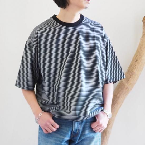 裾にドローコードを配いて変化を楽しめるTシャツ】bettaku