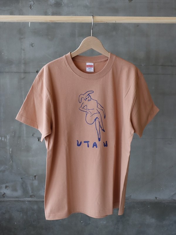 網中いづる Tシャツ UTAUうさぎ　コーラルベージュ（プリント：ブルー）