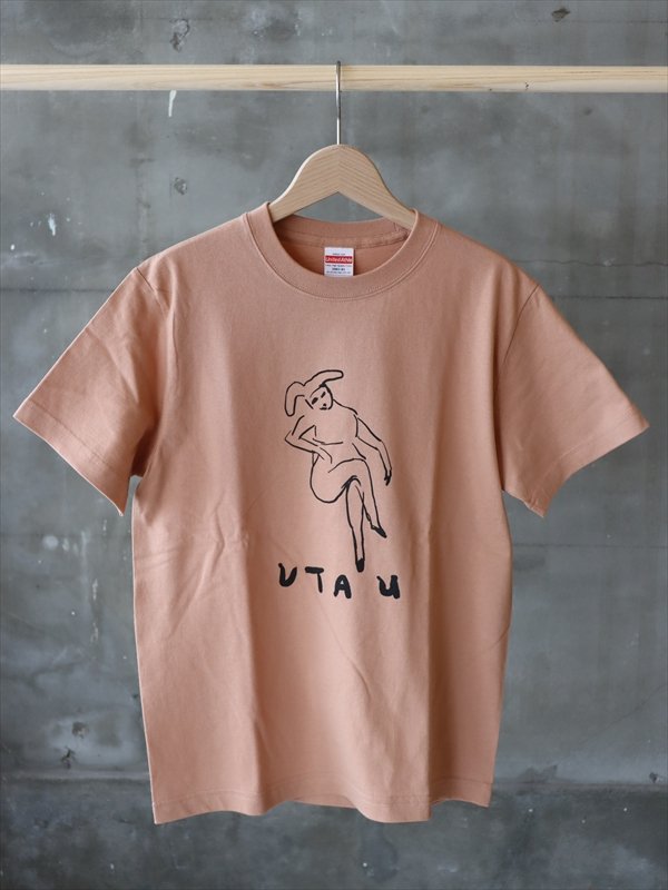 網中いづる Tシャツ UTAUうさぎ　コーラルベージュ（プリント：ブラック）