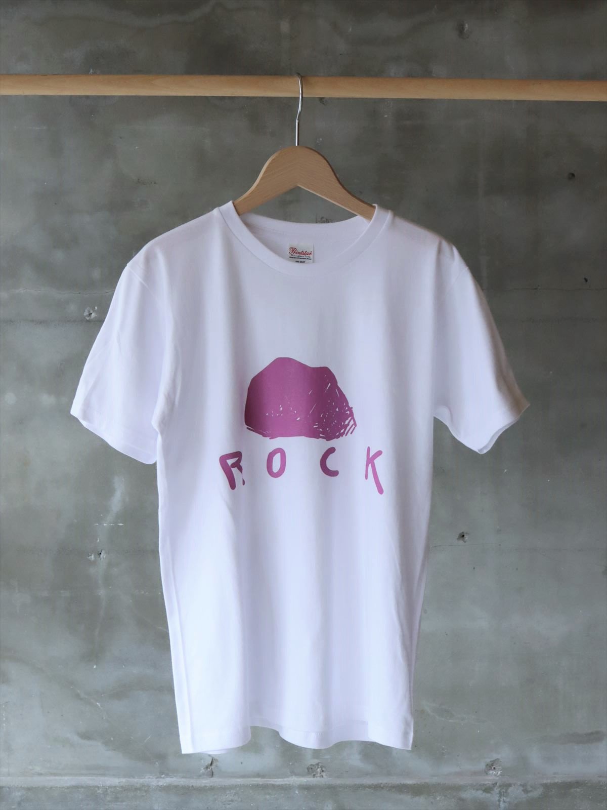 網中いづる Tシャツ　ROCK　ホワイト（ロゴ　ピンク）