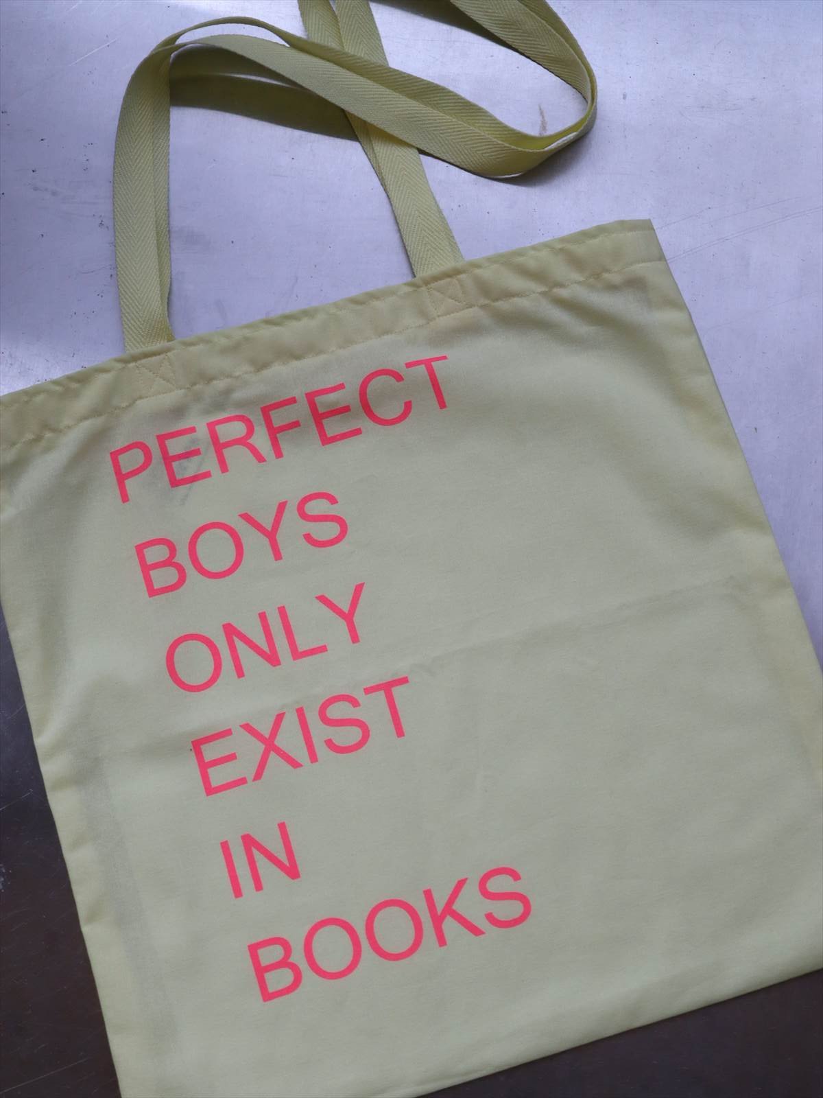 NINE STORIESPERFECT BOYS tote bag yellowpink